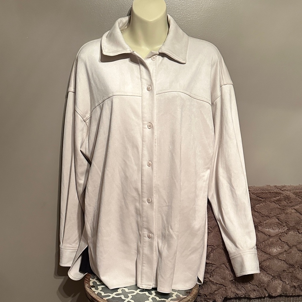 For The Republic Creamy Soft Off-White Shirt Jacket suede feel faux leather med